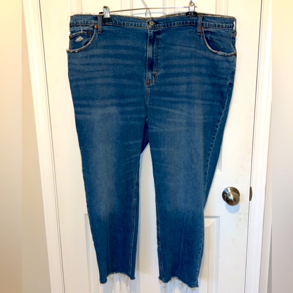 Distressed Jeans